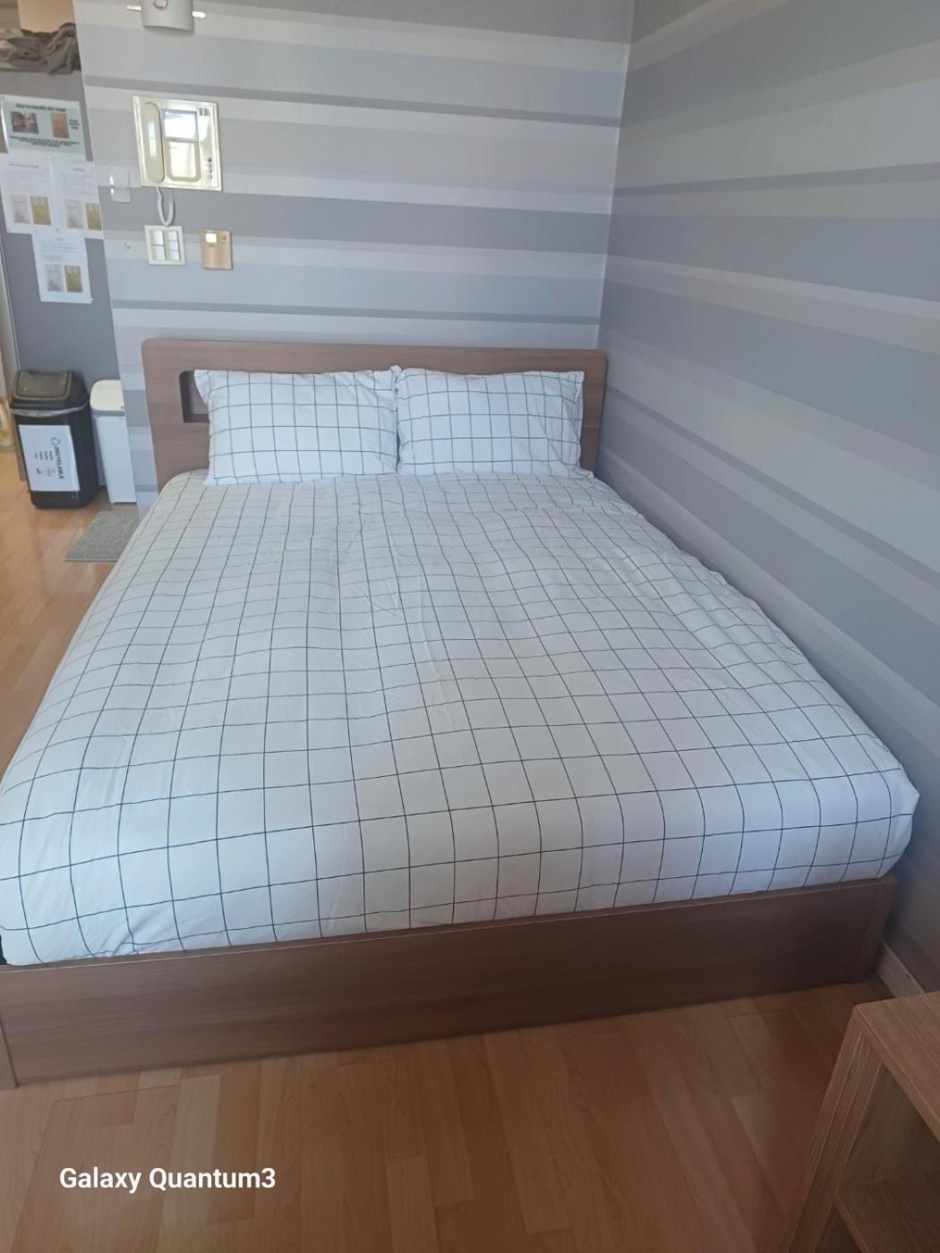 Hongdae Guesthouse2 1Min From Hongik Uni Station Exit #1 Seul Esterno foto